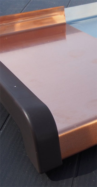 Venkovní parapety měďené, titanzinek